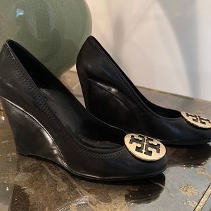 Tory Burch Benton Wedge Royal Tan/Gold Logo Leather Heels